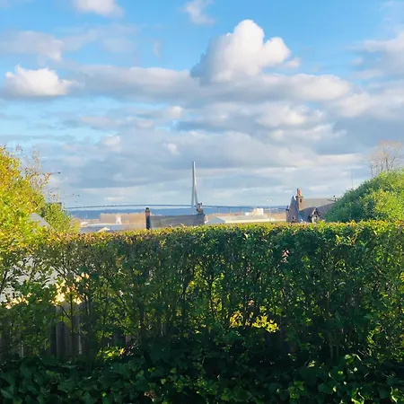 Appartement Bel Air Studios-terrasse Couverte-jardinet-vue Pont De Normandie-parking Privé Honfleur
