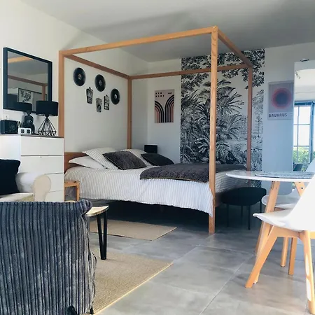 Appartement Bel Air Studios-terrasse Couverte-jardinet-vue Pont De Normandie-parking Privé Honfleur