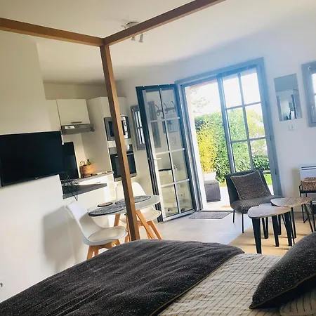 Bel Air Studios-terrasse Couverte-jardinet-vue Pont De Normandie-parking Privé Appartement