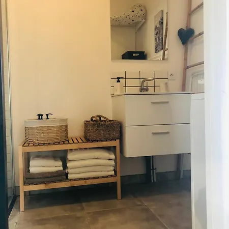 Appartement Bel Air Studios-terrasse Couverte-jardinet-vue Pont De Normandie-parking Privé Honfleur