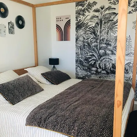 Bel Air Studios-terrasse Couverte-jardinet-vue Pont De Normandie-parking Privé Honfleur