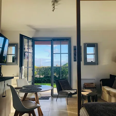 Bel Air Studios-terrasse Couverte-jardinet-vue Pont De Normandie-parking Privé *