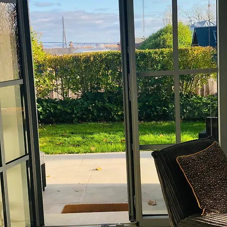 Appartement Bel Air Studios-terrasse Couverte-jardinet-vue Pont De Normandie-parking Privé Honfleur