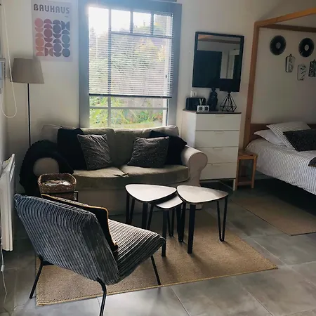 Bel Air Studios-terrasse Couverte-jardinet-vue Pont De Normandie-parking Privé Apartamento Honfleur