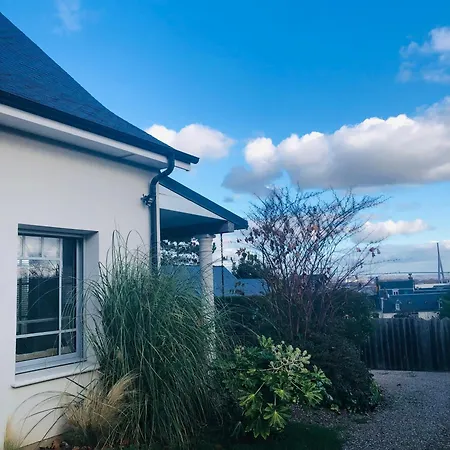 Bel Air Studios-terrasse Couverte-jardinet-vue Pont De Normandie-parking Privé