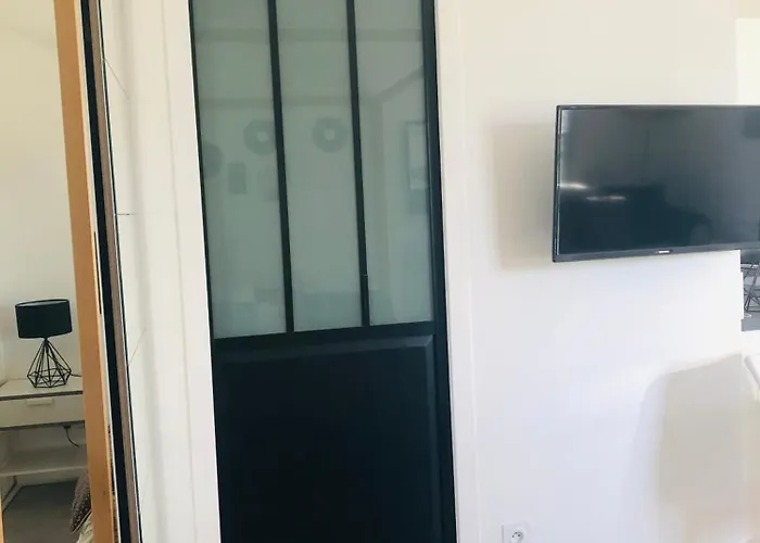 Appartamento Bel Air Studios-terrasse Couverte-jardinet-vue Pont De Normandie-parking Privé