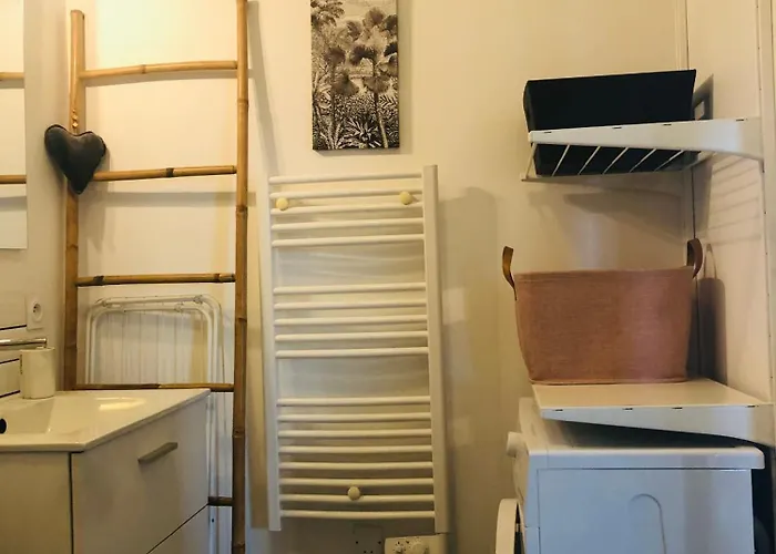 Bel Air Studios-terrasse Couverte-jardinet-vue Pont De Normandie-parking Privé *