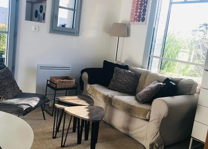 Bel Air Studios-terrasse Couverte-jardinet-vue Pont De Normandie-parking Privé *