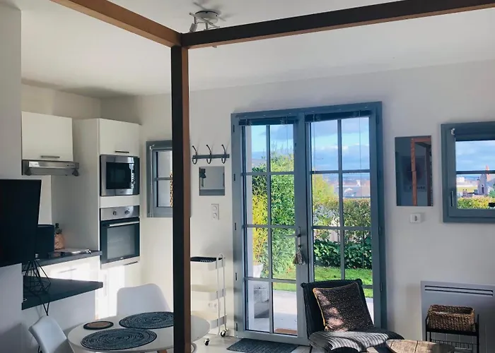 Bel Air Studios-terrasse Couverte-jardinet-vue Pont De Normandie-parking Prive 아파트 옹플뢰르