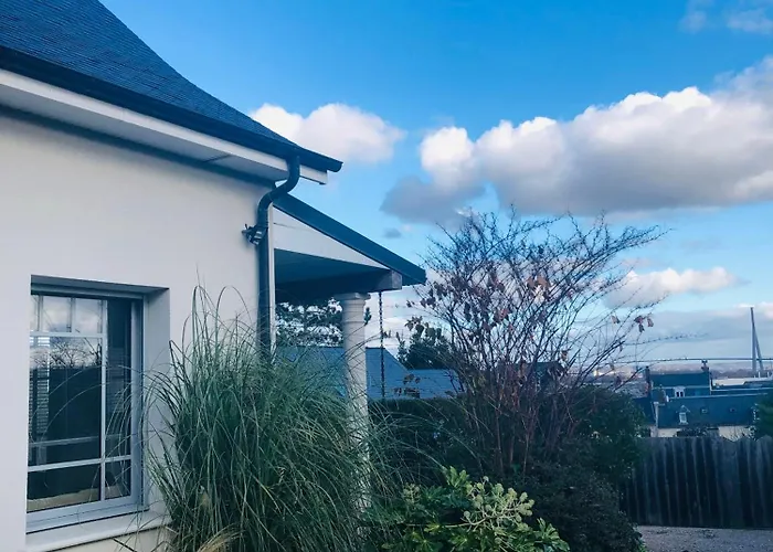 Bel Air Studios-terrasse Couverte-jardinet-vue Pont De Normandie-parking Privé
